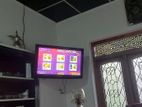 32 INCH LCD