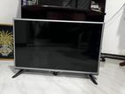 32' Inch LG TV