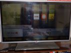 32" LB580V LG Smart TV