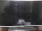 32" LB580V LG Smart TV