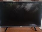 32 LED skyworth TV
