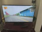 32 "LED TV