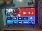 32" LG Smart LED TV