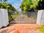 32 Perches Big Land With 5 Bed Rooms House For Sale In Negombo Area