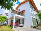 32P Super Luxury House for Sale in Nugegoda