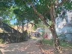 34 Perches Land with Old House Mount Lavinia