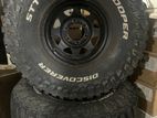 35x12.50-15 Cooper STT Pro USA with steel rims