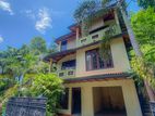 3BR House for Sale in Kiribathkumbura, Peradeniya (TPS2137)