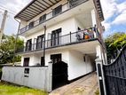 3BR | Luxury House For Rent Near Horizon College Malabe