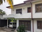 3BR Upstair House For Rent Bokundara Boralasgamuwa.