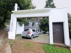 3km to Kandy Town House for Sale