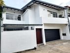 3st Luxury House for Sale in Kotte