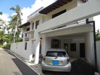 4 Bead Room New Upstairs House for Rent Pannipitiya
