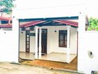 4 Bed 10 P With Single House for sale In Athurugiriya