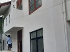 4 Bed Rooms 2story House for Rent Thalawathugoda.