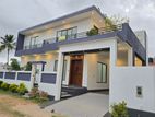 4 Bed Rooms Bath Brand New Box Modern House For Sale in Negombo