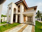 4 Bed Rooms House For Sale @ Negombo