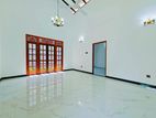 4 Bed Rooms Newly Built Modern House For Sale in Piliyandala - EH438