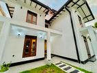 4 Bed Rooms Upstairs Genuine Built House For Sale In Negombo