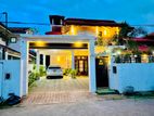 4 Bed Rooms Upstairs House For Sale In Negombo