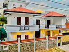 4 Bed Rooms Upstairs Latest Built Luxury House for Sale in Negombo Area