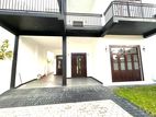 4 Bed Rooms with Up House Sale in Negombo Area