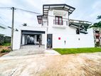 4 Bed With Brand New 2 Storied House In Malabe