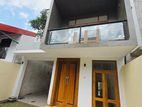 4 Bed with Brand New House Sale Battaramulla