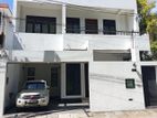 4 Bedroom House for Rent - Dehiwela | LKR 295,000 (EM1280)