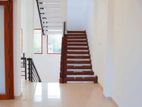4 Bedroom House for Rent in Mount Lavinia