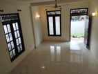 4 Bedroom House for Sale - Malabe, Kahanthota Road (EM731)