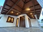 4 Bedroom House for Sale - Watareka, Homagama (EM652)