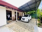 4 Bedroom House Just 1Km to Arangala Junction – Malabe