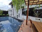 4 Bedroom House with Pool in Rajagiriya