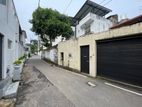 4 Bedroom Land with Old House for Sale at Colombo 5