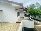 4 Bedrooms Furnished House for Rent in Battaramulla