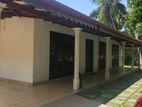4 Bedrooms House for Rent Pamunugama