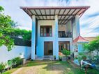 4 Bedrooms House for sale in Mount lavinia - Angulana