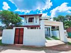 4 Bedrooms Luxury House for sale in Boralesgamuwa