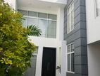 4 BR Furnished House for Rent in Maharagama