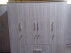 4 DOOR MELAMINE WHITE CUPBOARD (K-31)