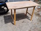 4 Ft Wooden Tables