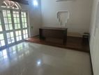 4 Rooms large Hall House 6+ Parking Rent Facing Nawala Road Colombo