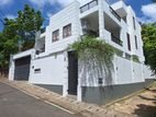 4-Storey House with 3 Apartments for Sale
