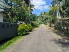 400 M to Colombo Rd Superb Land for Sale Piliyandala