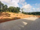 408 ප්‍රධාන බස් පාරට මුහුනලා