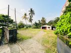40P Land With 5BR House For Sale In Battaramulla Koswatta Thalangama