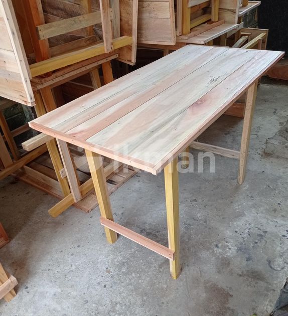 4*2 Ft Alvisia Wooden Tables for Sale Dehiwala ikman