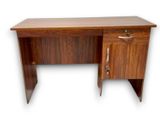 4*2 Melamine Writing Table