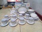 47 Dinner Set